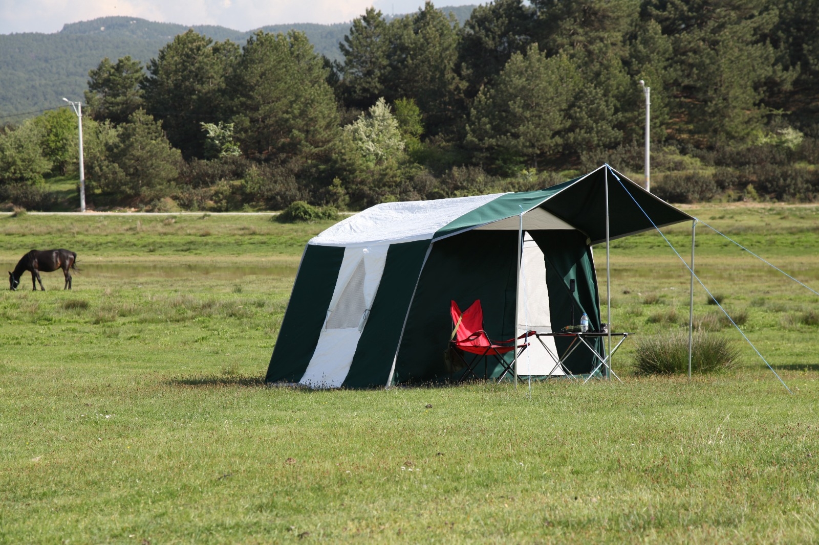 KAMP%20ÇADIRI%20-%20İMPERTEKS%20KUMAŞ%20-%20TEK%20ODALI%207%20METREKARE%20-%20İÇTEN%20KURMALI%20-%20RENK%20:%20YEŞİL